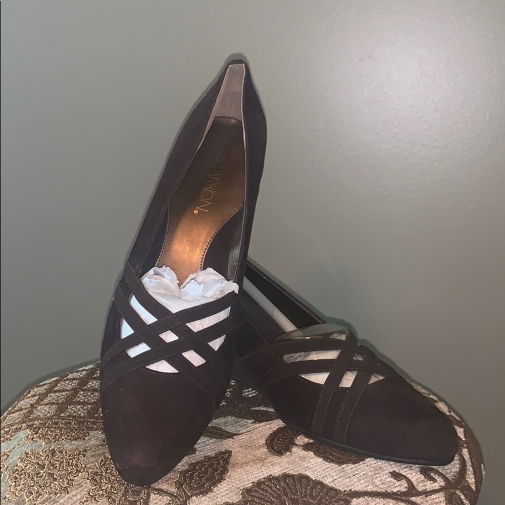 Markon Ladies Brown Suede  Dress Shoes
